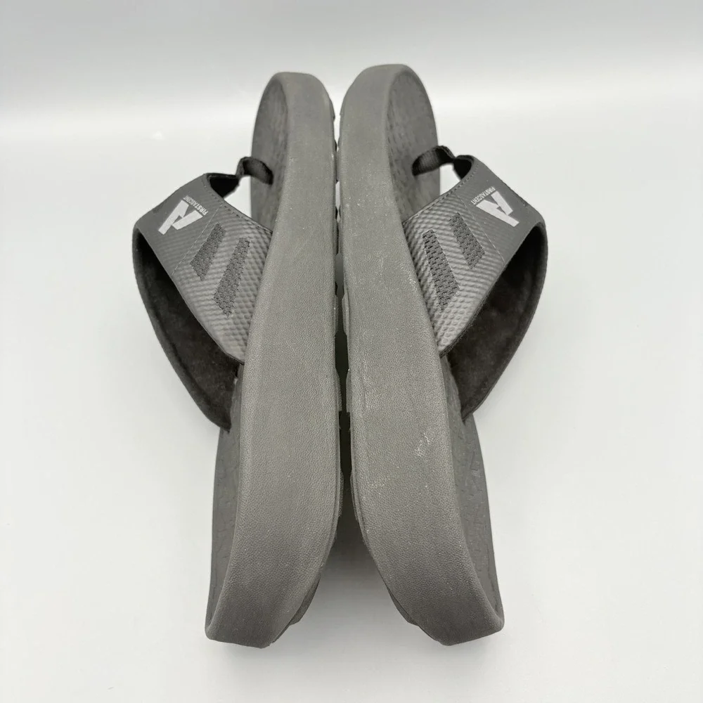Eddie Bauer First Ascent Flip Flops Sandals Men's Size 11 Black Cushioned